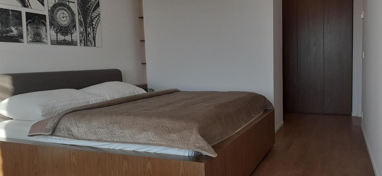 Apartamenty I.M.A Towarowa Poznan Exterior foto