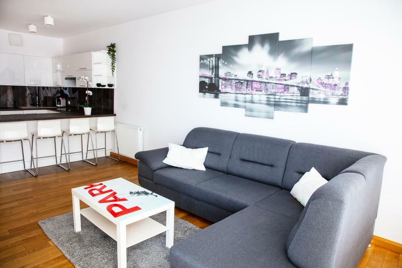 Apartamenty I.M.A Towarowa Poznan Exterior foto
